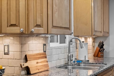 Fully equipped kitchen