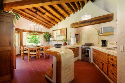 Comedor / cocina casa 2