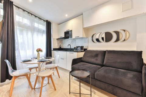 Apartment | Private kitchen