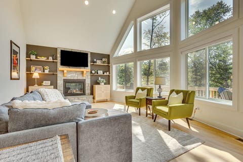 House (3 Bedrooms) | Front of property