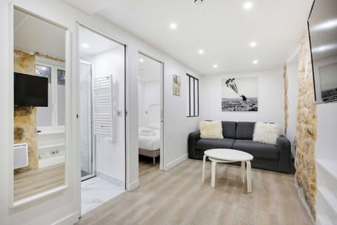 Apartment | Bathroom | Towels