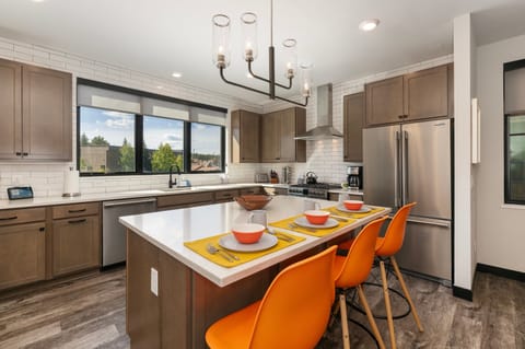 Modern Kitchen with Island