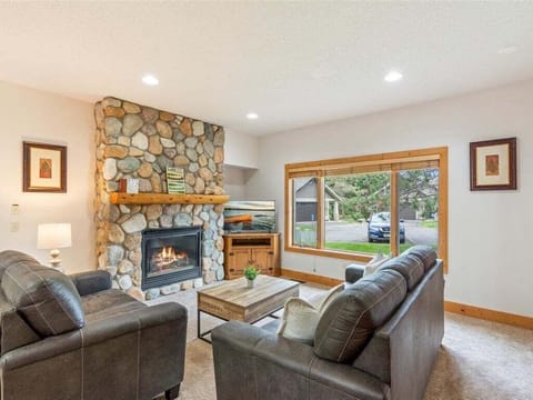 Unwind by the fire at Interlachen 32 after a day on the water or visiting downtown Nisswa.