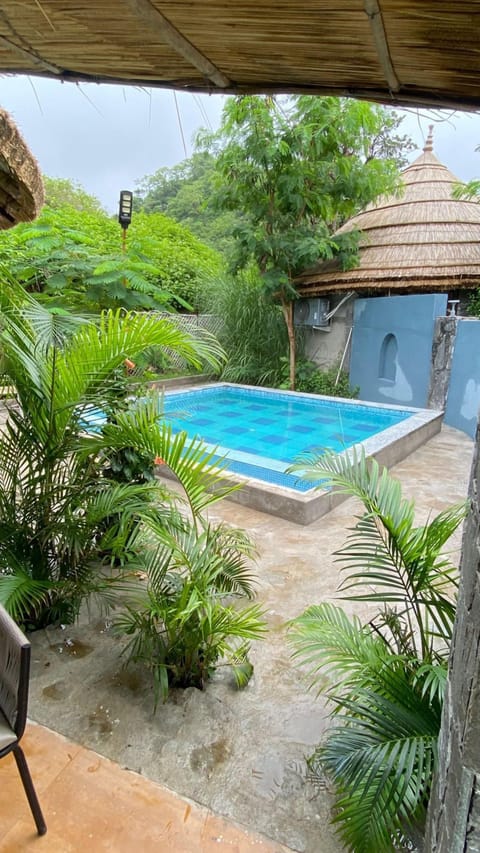 Private pool