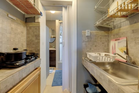 Apartment (0 Bedroom) | Interior