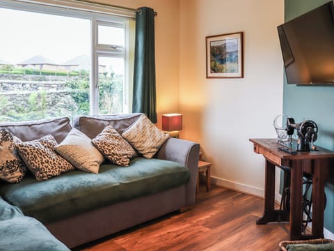 Living area | Carols Cottage, Llanrug, near Caernarfon