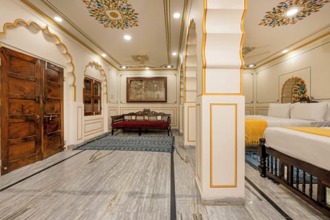 Luxury Quadruple Room | Free WiFi, bed sheets