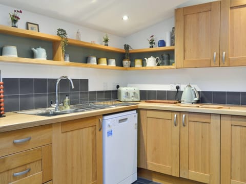 Kitchen/diner | Logiemar Cottage, Ballater