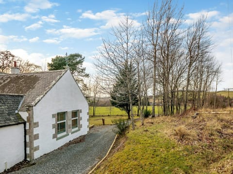 Exterior | Rowan Cottage, Huntly