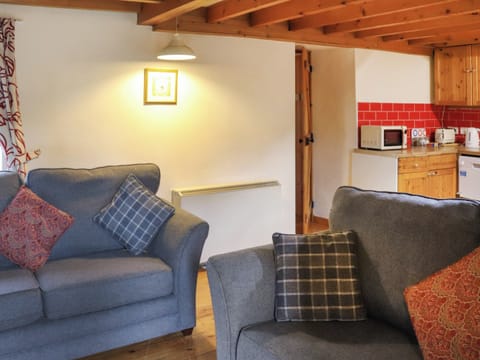 Living area | Stablgoch - Rhiw Goch Cottages, Penrhyndeudraeth, near Porthmadog