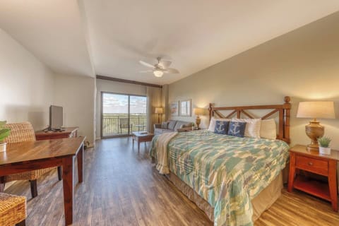 Luxurious King Size Bed!