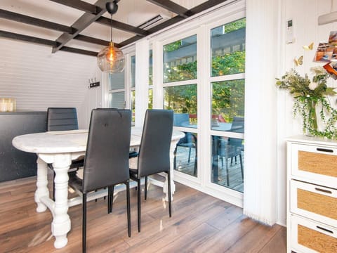 House | Dining