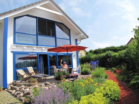 House | Terrace/patio