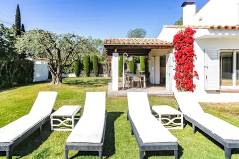 House, 5 Bedrooms, Smoking, Private Pool | Terrace/patio
