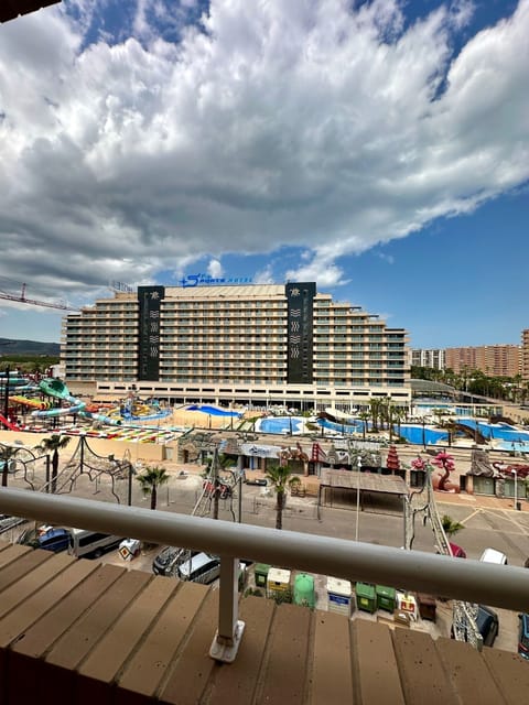 Apartment, 2 Bedrooms, Smoking, Terrace | Property grounds