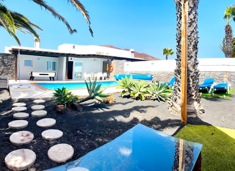 Villa, 2 Bedrooms, Private Pool, Garden View | Pool | Outdoor pool