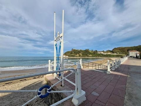 Apartment, 2 Bedrooms, Garden View | Beach