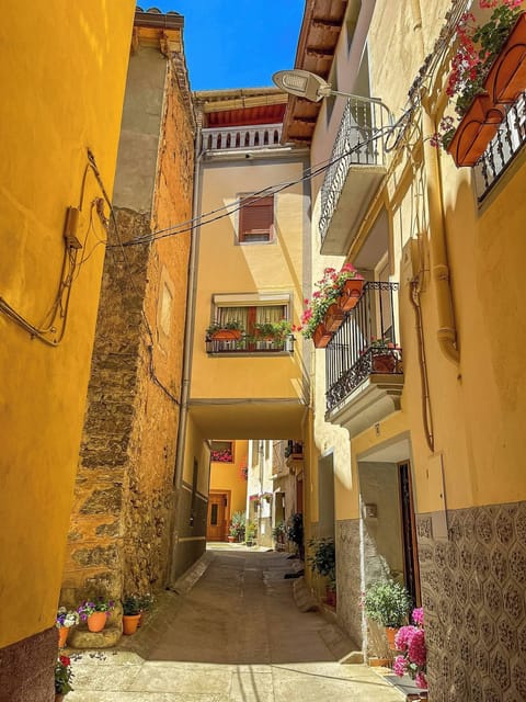 House, 5 Bedrooms, Smoking, Balcony | Exterior