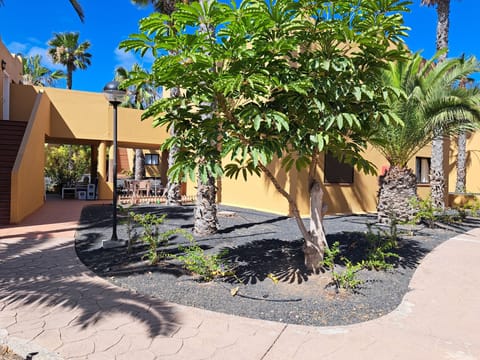 Apartment, 1 Bedroom, Accessible, Smoking | Property grounds