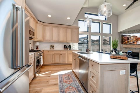 Mayflower Lakeside 1156-303