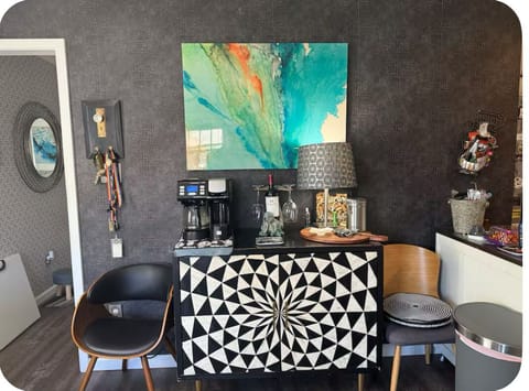 Coffee & Cocktail station!