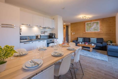 Open plan Kitchen with large dining table