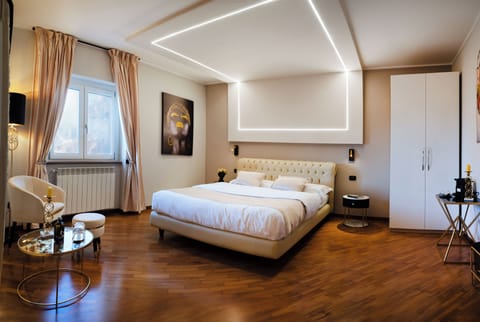 Deluxe Double Room | Free WiFi