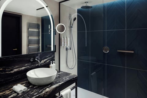 Free toiletries, hair dryer