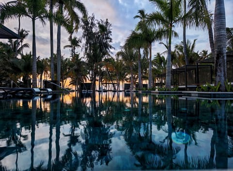 3 outdoor pools, pool umbrellas