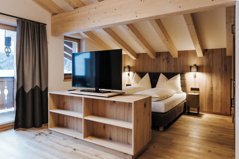 Suite | Hypo-allergenic bedding, in-room safe, soundproofing, free WiFi