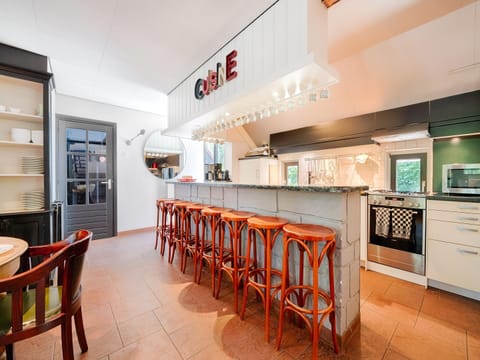 Classic House, Multiple Bedrooms | Private kitchen | Fridge, microwave, oven, dishwasher