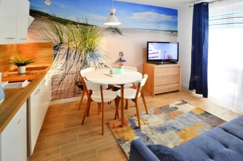 Comfort Apartment, 2 Bedrooms | Dining