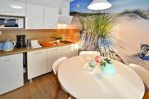 Comfort Apartment, 2 Bedrooms | Dining