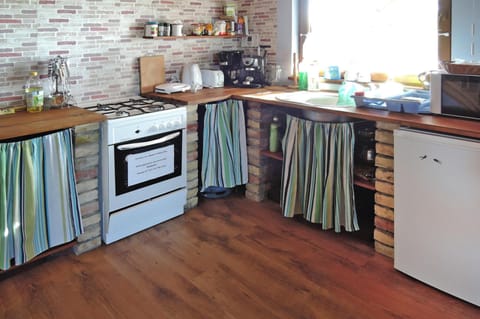 Fridge, microwave, coffee/tea maker, electric kettle