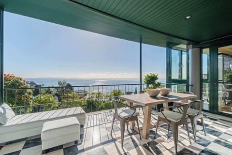 Our balcony is the best room of the house. You can enjoy from breakfast to dinner al fresco or relax in our sofas watching the ocean.