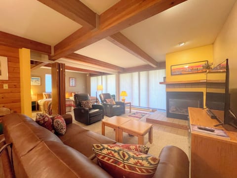 Crested Butte Vacation Rental, Mountain Edge #302 - Crested Butte Vacation Rental, Mountain Edge #302