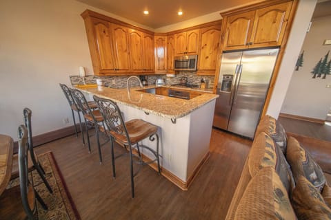 Extra seating at the kitchen bar