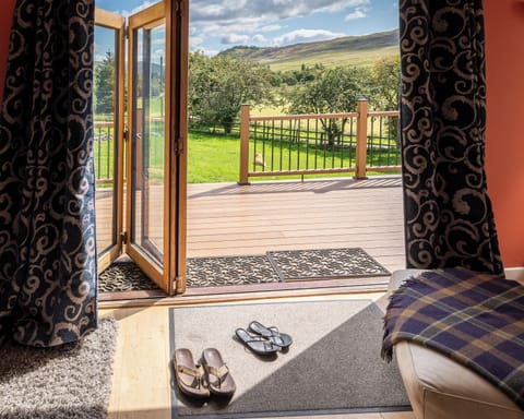 Deluxe House | Living area