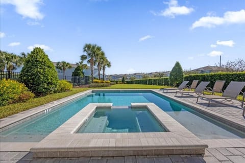 7434MarkerAve(37)