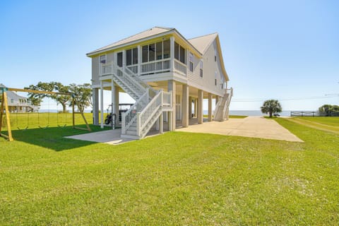 Waveland Vacation Rental | 4BR | 3.5BA | 2,458 Sq Ft | Stairs Required