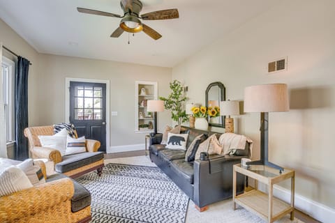 Defiance Vacation Rental | 3BR | 2BA | 1,200 Sq Ft | 4 Steps to Enter