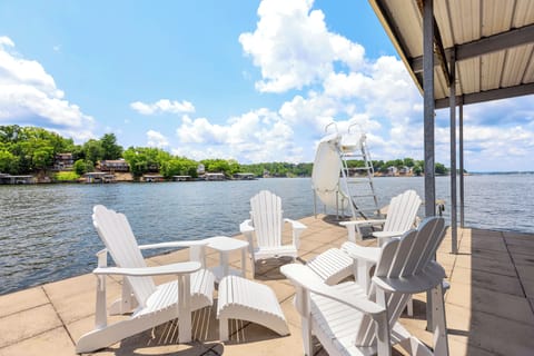 LAKEOZARKVACATION.COM