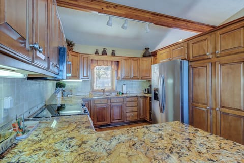 Kitchen--- Granite Counter-tops, Stainless Steel