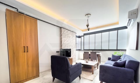 Deluxe Apartment, Balcony, City View | 1 bedroom, premium bedding, desk, laptop workspace