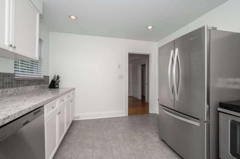 Unit 2 – The large, airy kitchen is well-equipped for your visit