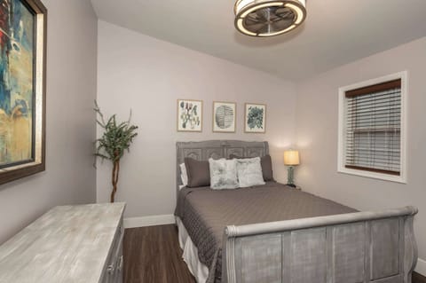 Bedroom with Queen Bed