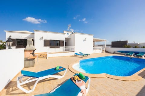 Beautiful villa with private pool and terrace