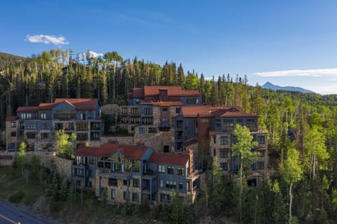 Exterior of Cassidy Ridge with iconic Wilson Peak in the background