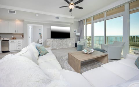 Phoenix Gulf Towers 1605, Tower Two, Orange Beach, Alabama, beach front, 4 bedroom condominium on the 16th floor