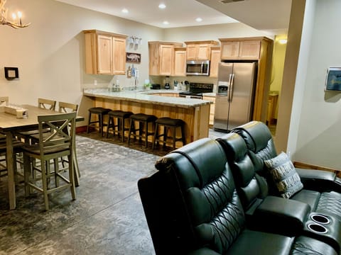 Comfortable living room with plenty of space to unwind and a smart TV.